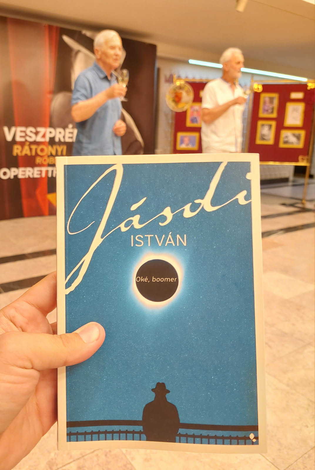 jásdi könyv (2)